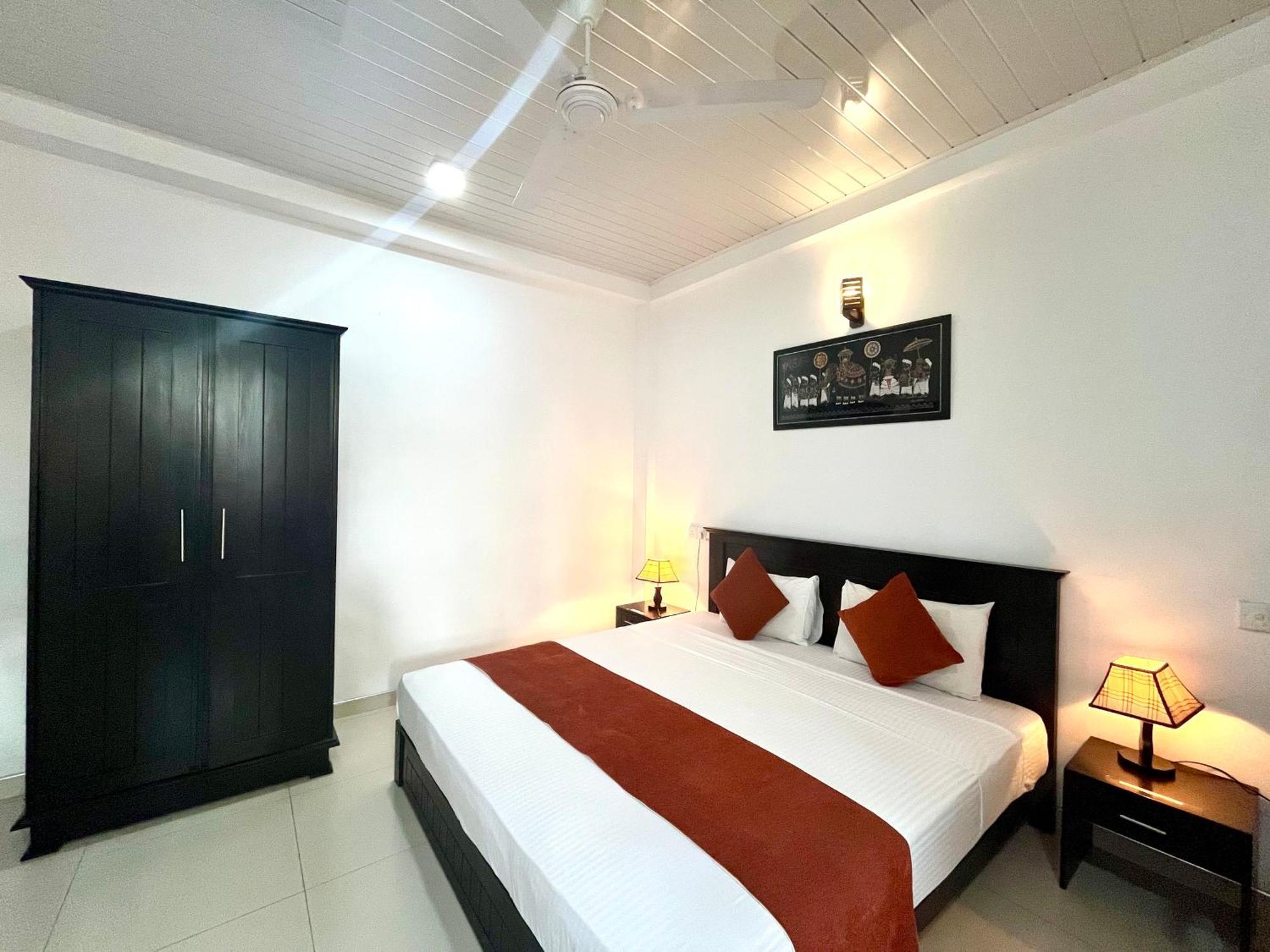 My City Hotel 캔디 외부 사진